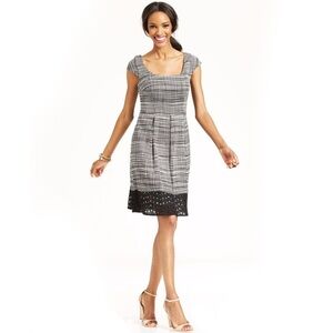 Nine West‎ Black & White Plaid Dress with Eyelet Hem – Size 6